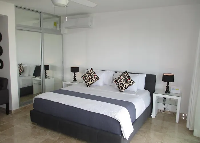 Aparthotel Coral Suites Ocean View Rooftop 3*